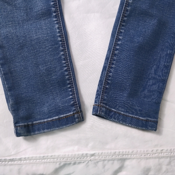 NWT High rise super skinny ripped dark wash jeanse - Picture 9 of 12